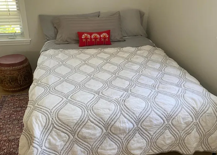 Cozy Near Six Flags And Base * Gurnee